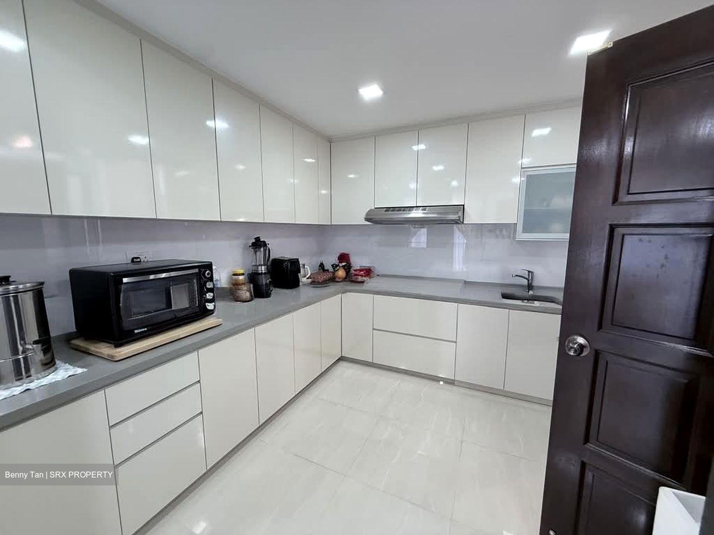 Fengli Gardens (D19), Terrace #532322711